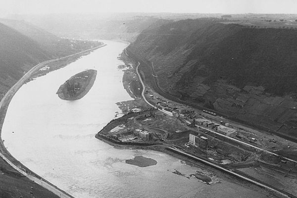 mosel006hkBB9E0C38-FA85-29C9-E69A-486CAD0F1FD0.jpg