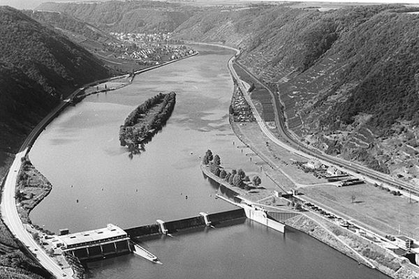 mosel009sC950AD74-BC74-6B0B-9A91-3A7C04A781A9.jpg